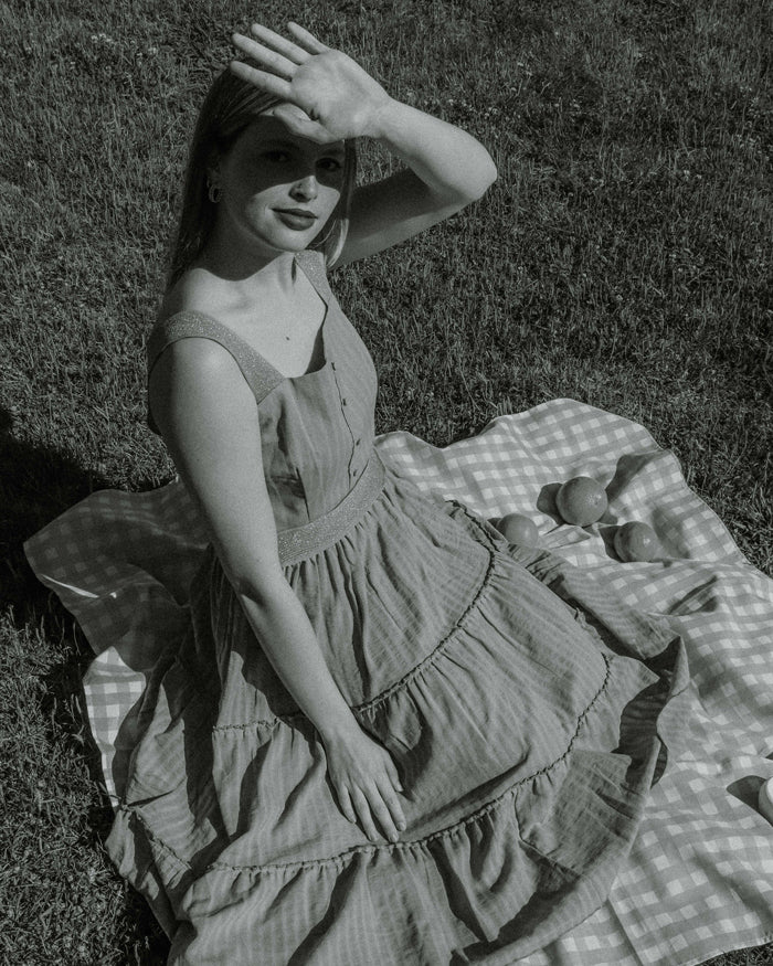 Vestido em linho de alças